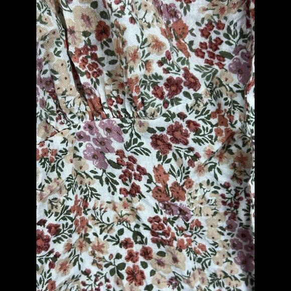 Everly Size Small Floral 3/4 Sleeve V Neck Shirt Puff Sleeve Boho‎ - Picture 3 of 5